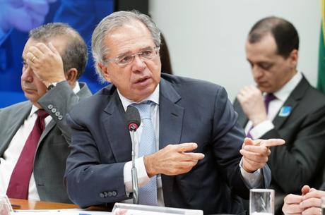 Planos de Guedes caem da reforma